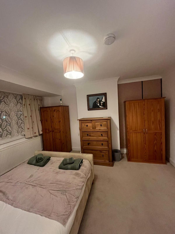 Double Room available in Milton Road, CB4