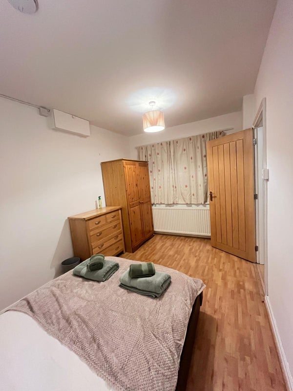 Double Room available in Milton Road, CB4
