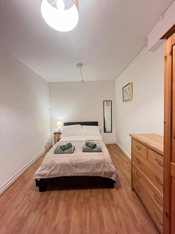 Double Room available in Milton Road, CB4