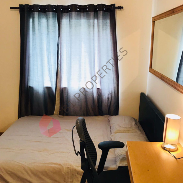Rooms in a Shared House, York St, CB1