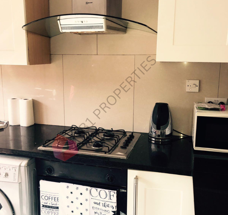 Rooms in a Shared House, York St, CB1