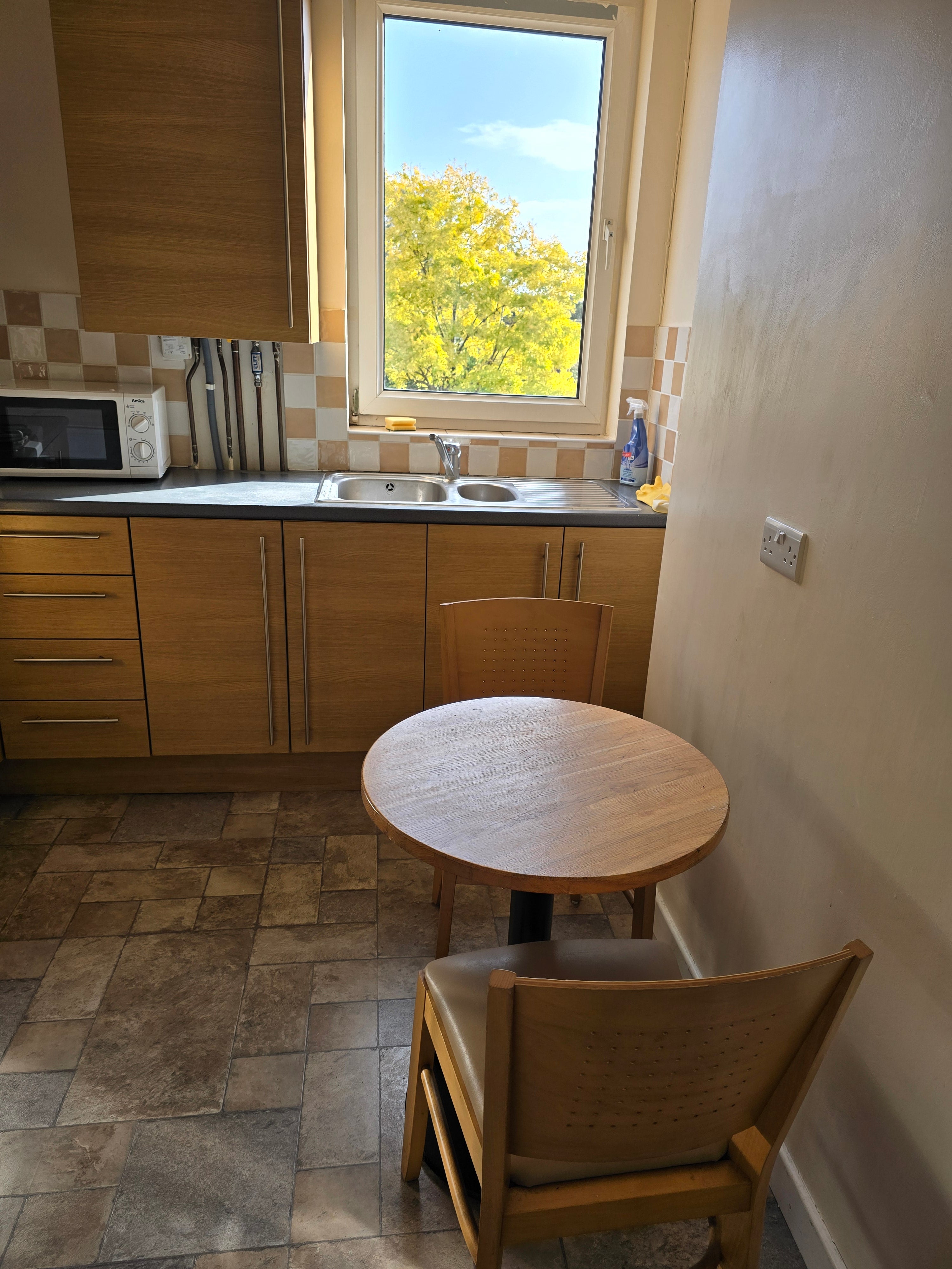 One Bedroom Flat, High St, CB1