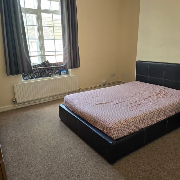 One Bedroom Flat, High St, CB4