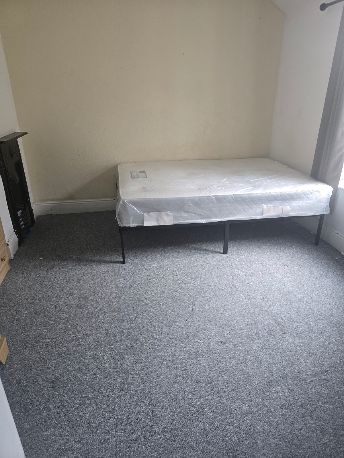 Double Room available in Romsey, CB1