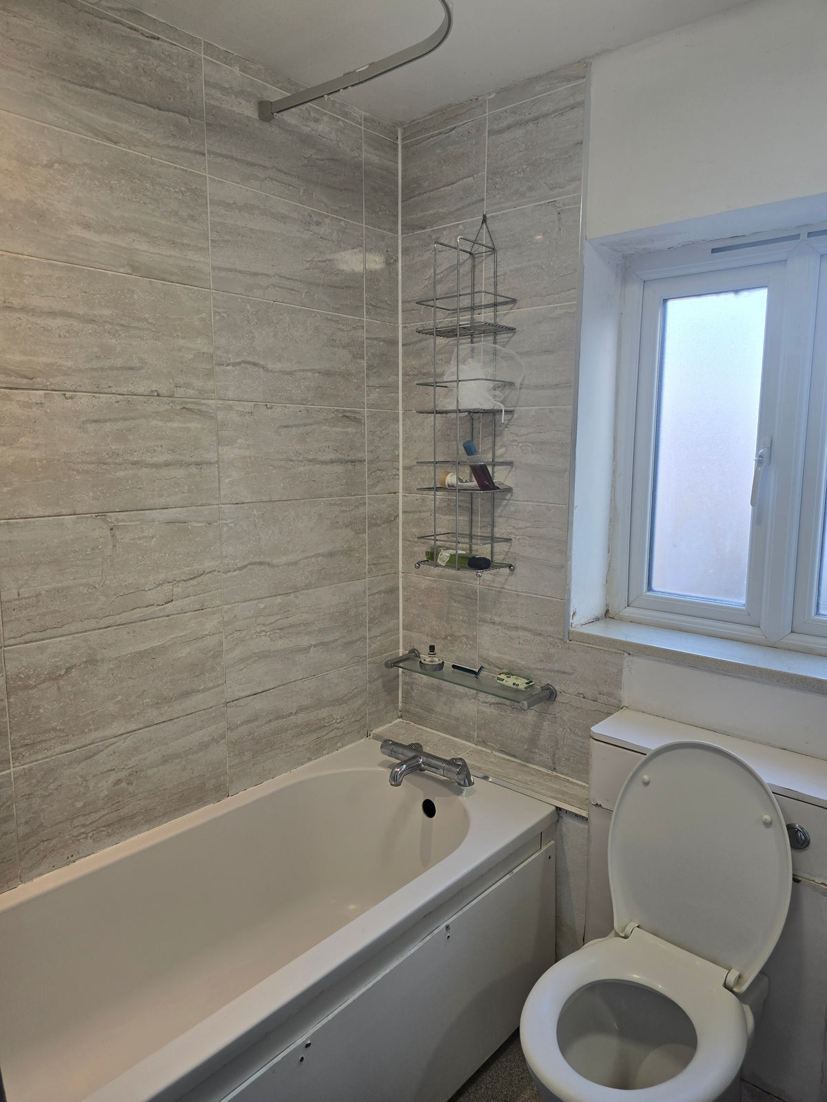Double Room available in Romsey, CB1