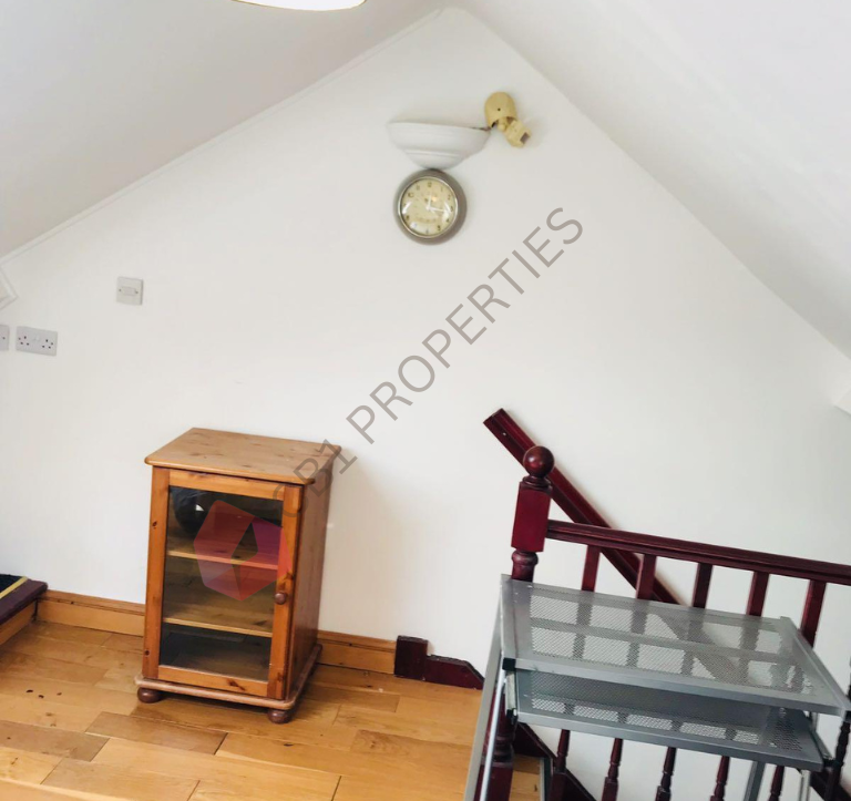Rooms in a Shared House, York St, CB1