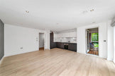 2 bed flat in central cambridge