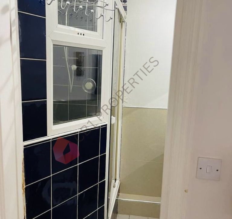 Studio Flat, Castle Street, CB3