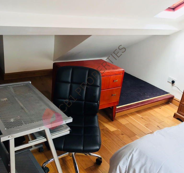 Rooms in a Shared House, York St, CB1