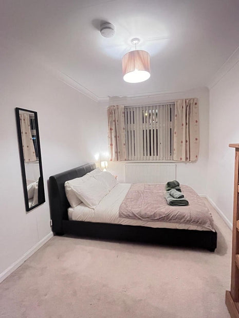 Double Room available in Milton Road, CB4