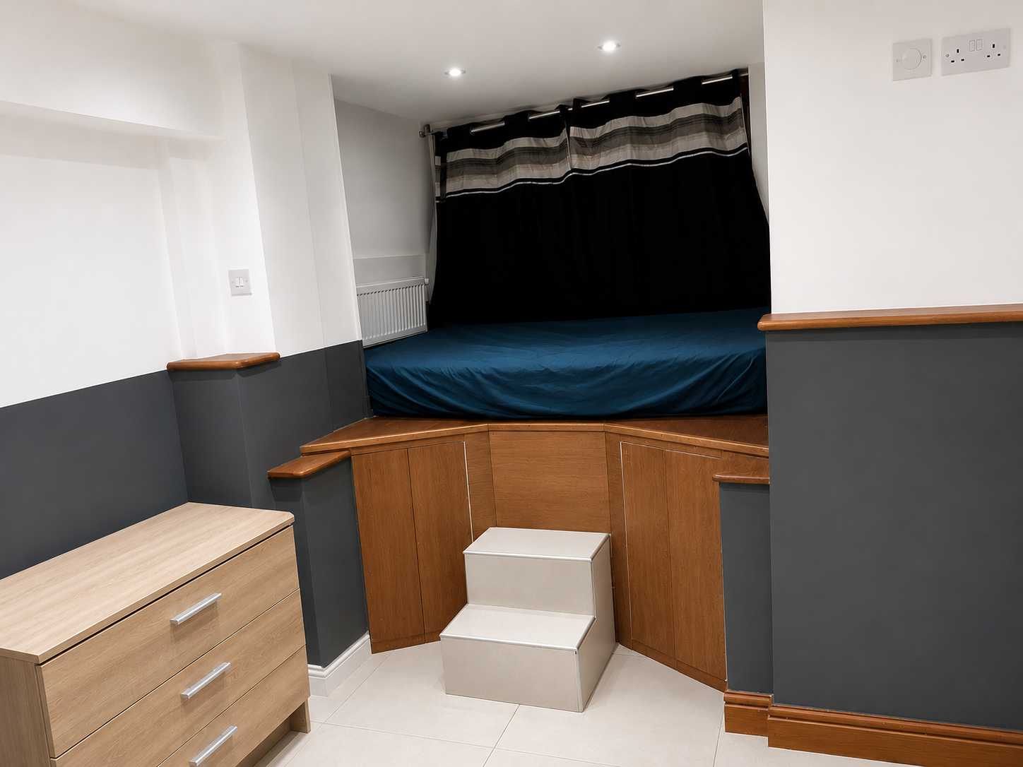 Rooms in a Shared House, York St