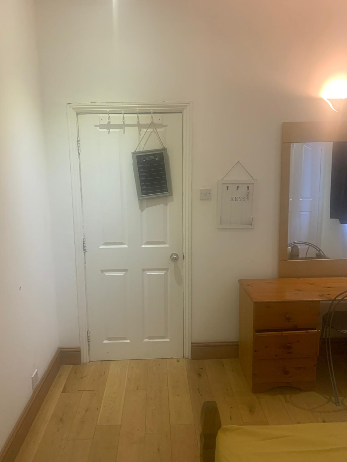 Double Room available in Romsey Area