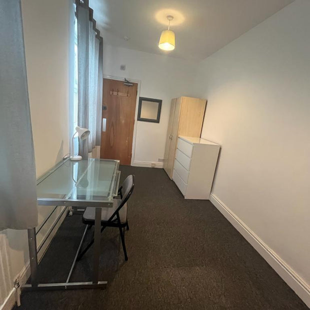 Room in a Shared House, Upper Gwydir