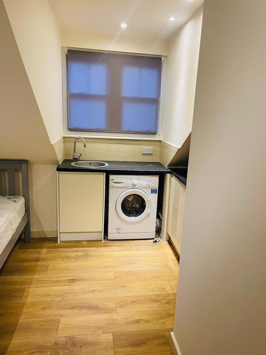 One Bedroom Studio, Mill Rd CB1