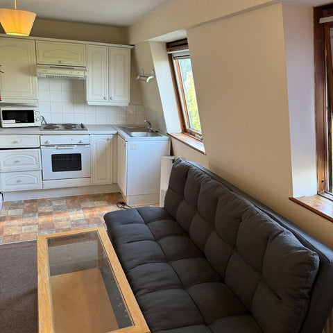 One Bedroom Studio, Upper Gwydir St , CB1