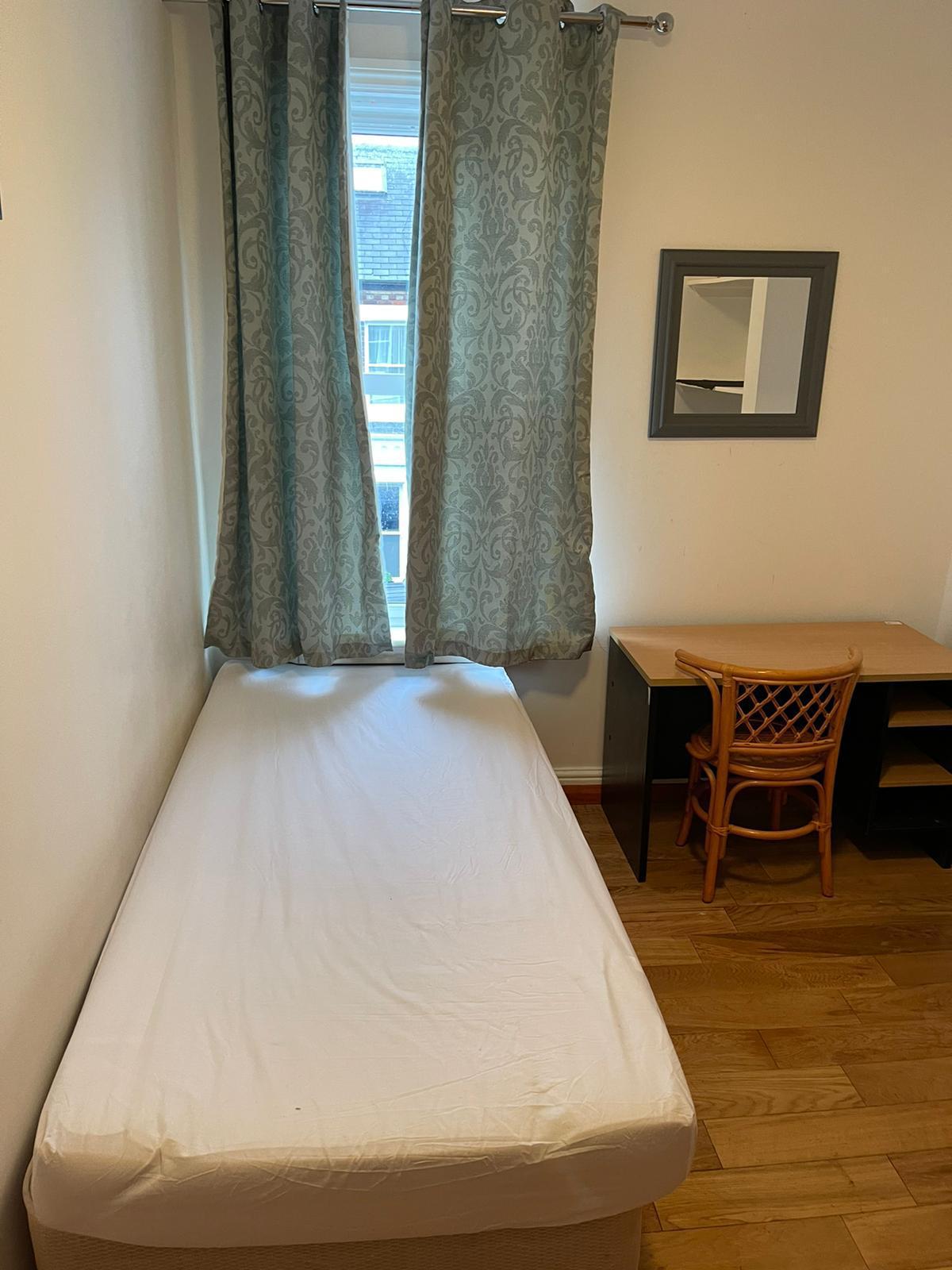 Single Room available in Romsey Area