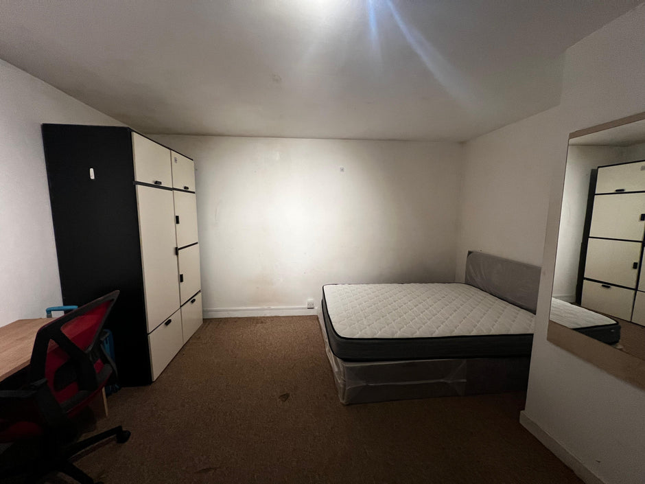 One Bedroom Flat, Madras Rd, CB1
