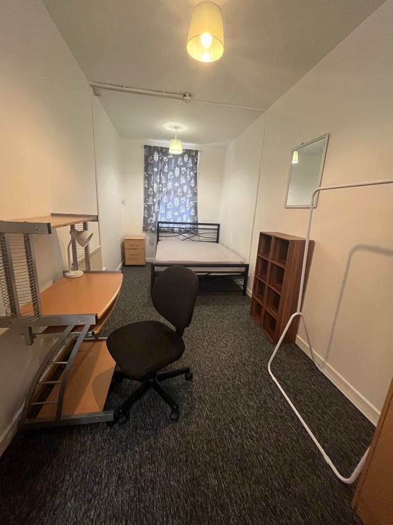 Room in a Shared House, Upper Gwydir