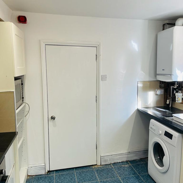 Room in a Shared House, Riverside, CB5