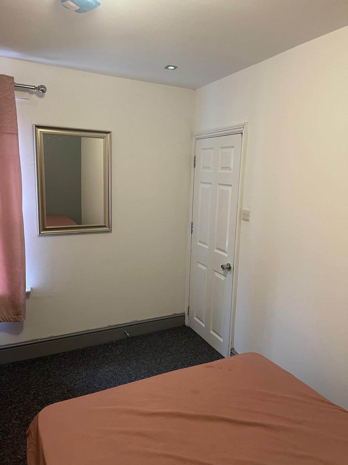 Room in a Shared House, Riverside, CB5